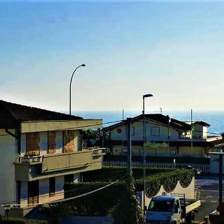 Appartement Riccardo Beach *