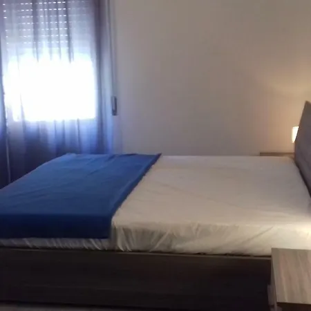 Riccardo Beach * 马里纳迪马萨